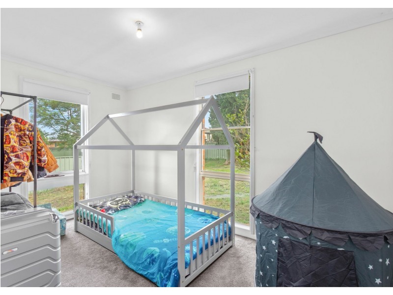 16 Valerie Street, Taree NSW 2430