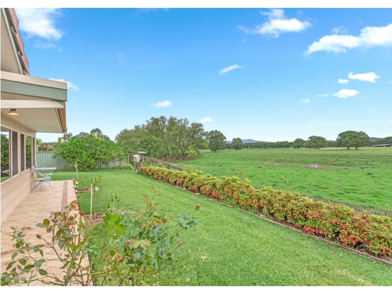 15 Petken Drive, Taree NSW 2430