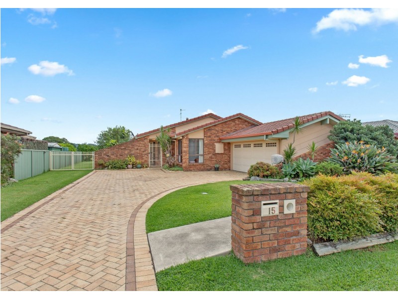 15 Petken Drive, Taree NSW 2430