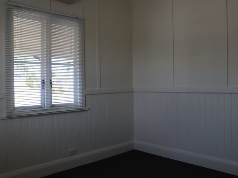 50 High Street, Taree NSW 2430