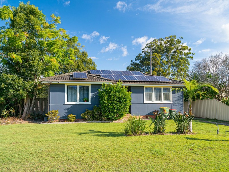 12 Ronald Road, Taree NSW 2430
