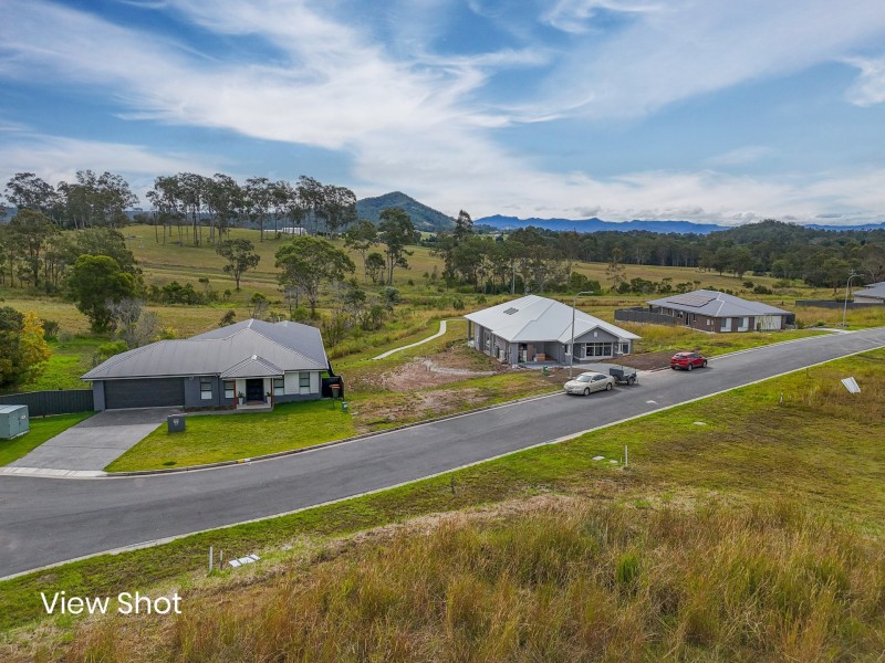 18 Vista Drive, Wingham NSW 2429