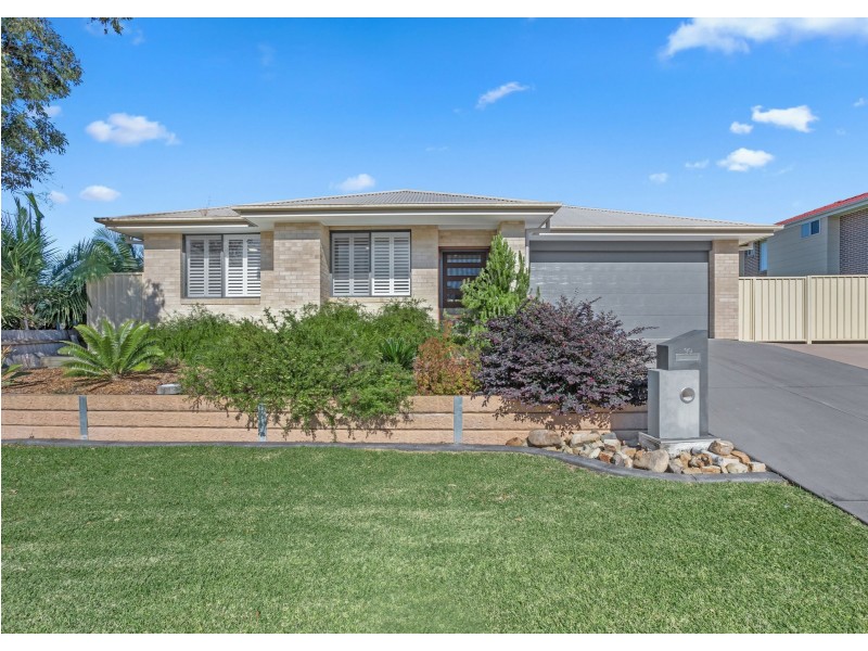 90 Talawong Drive, Taree NSW 2430