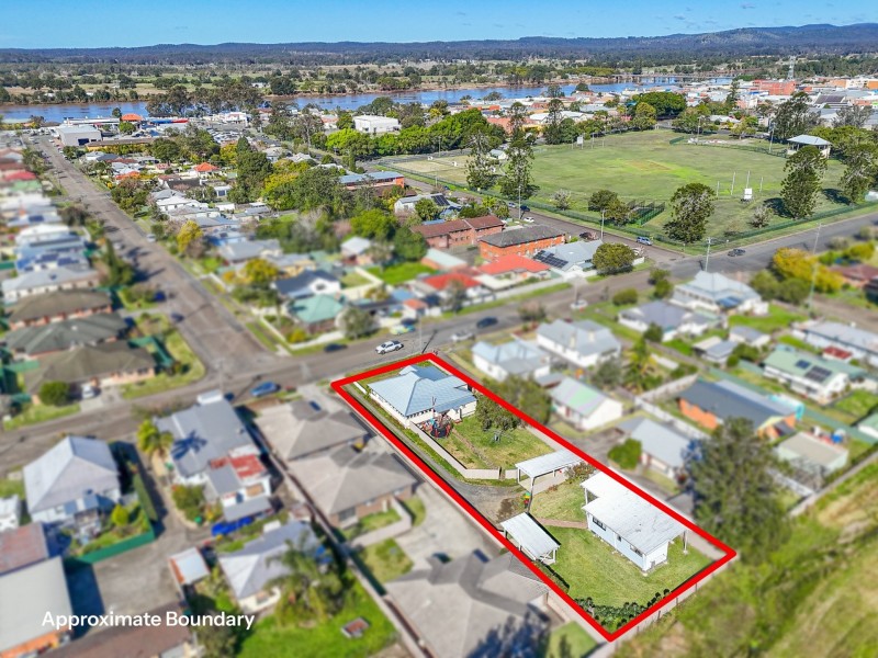 15 & 15A Wynter Street, Taree NSW 2430