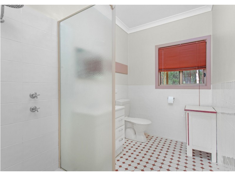8 Rainbow Close, Rainbow Flat NSW 2430
