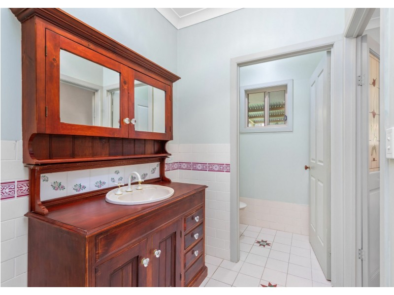 8 Rainbow Close, Rainbow Flat NSW 2430