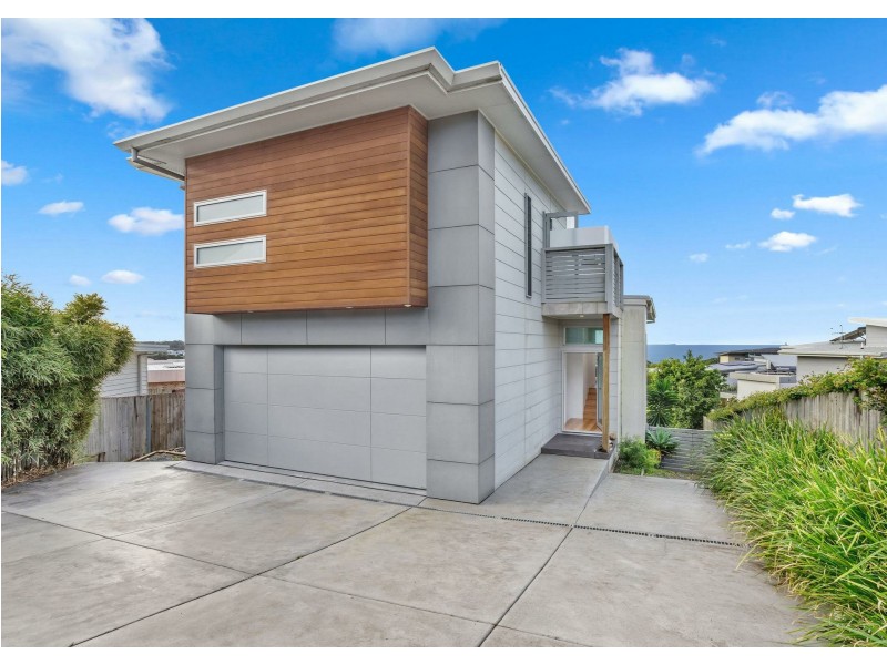 8 Myalup Court, Red Head NSW 2430