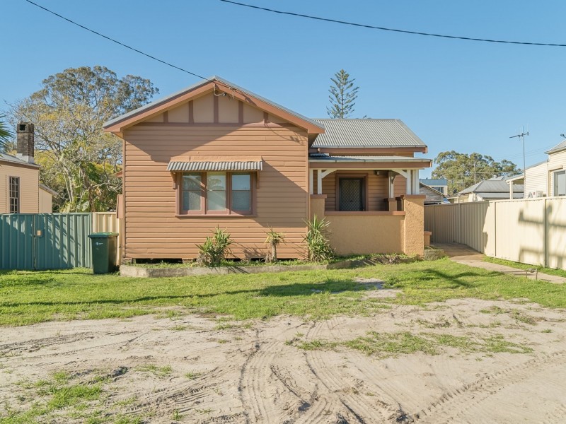 49 Florence Street, Taree NSW 2430