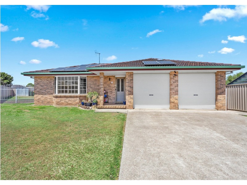 10 Samantha Close, Taree NSW 2430