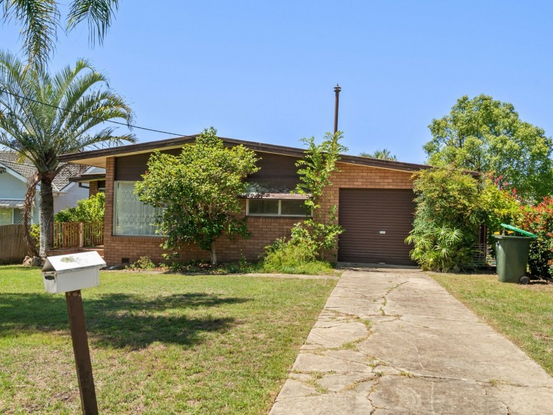 5 Wingham Road, Taree NSW 2430