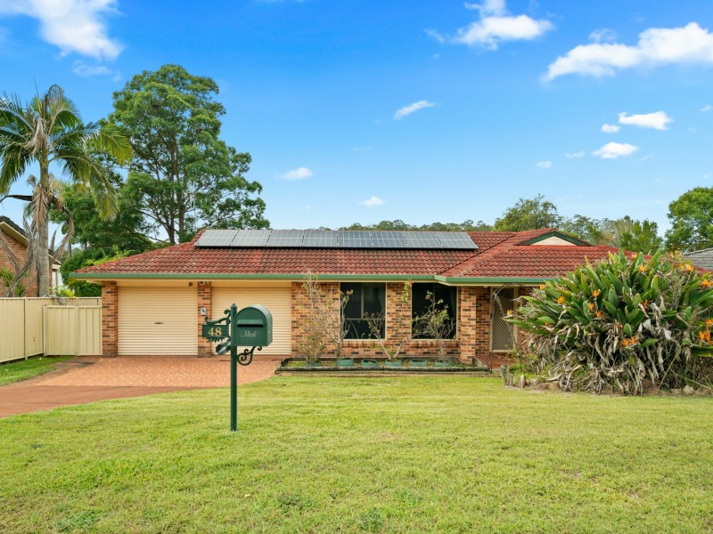 48 Talawong Drive, Taree NSW 2430