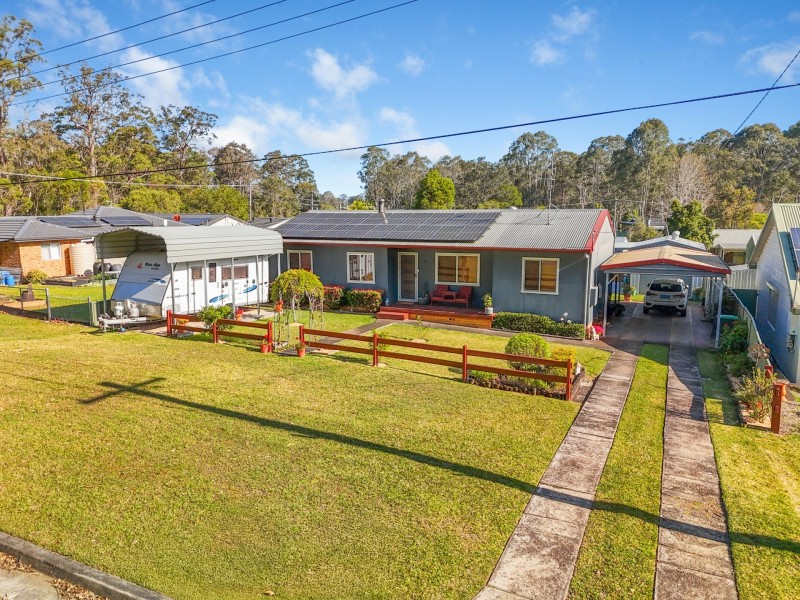 4 Taree Street, Lansdowne NSW 2430