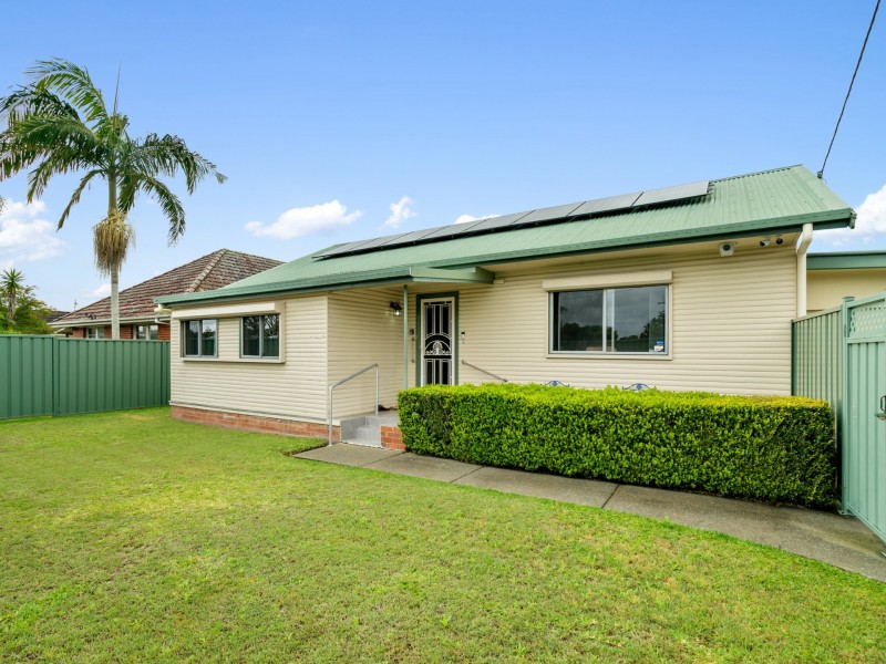 15 Kanangra Drive, Taree NSW 2430