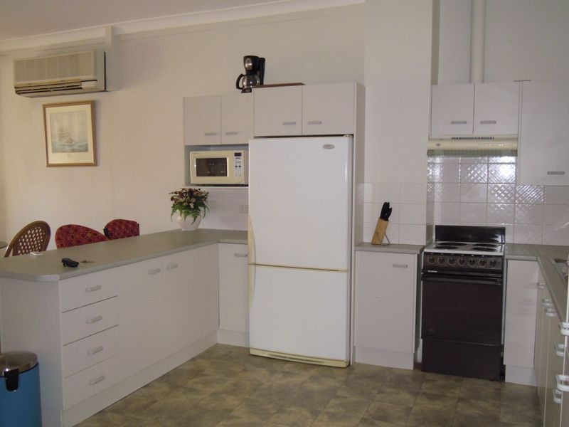 2/219 Victoria Street, Taree NSW 2430