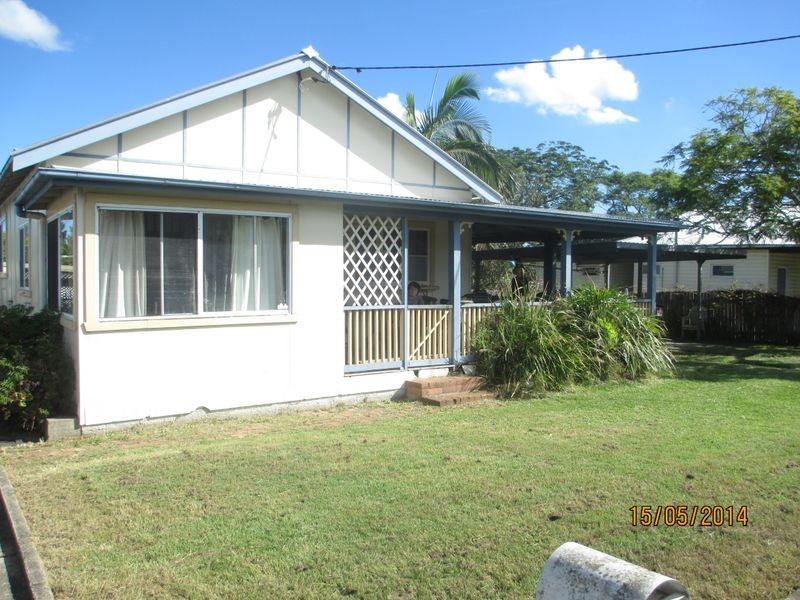 6 Railway Parade, Taree NSW 2430