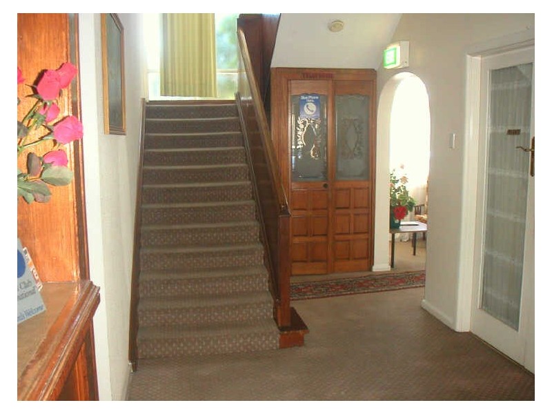 9 Commerce Street, Taree NSW 2430