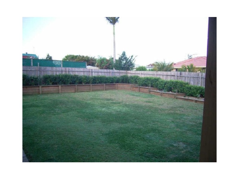 1 Laurina Close, Old Bar NSW 2430