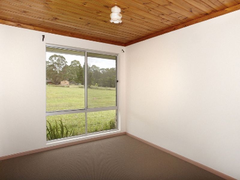 8 Stacey Drive, Taree NSW 2430