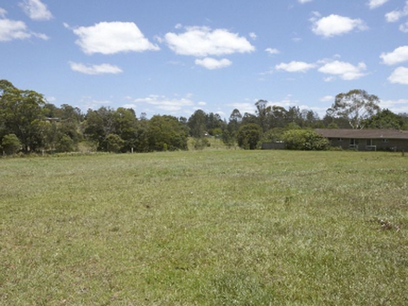 8 Stacey Drive, Taree NSW 2430