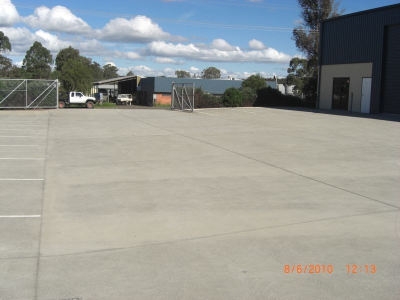 Bay 4/16 Arkwright Crescent, Taree NSW 2430