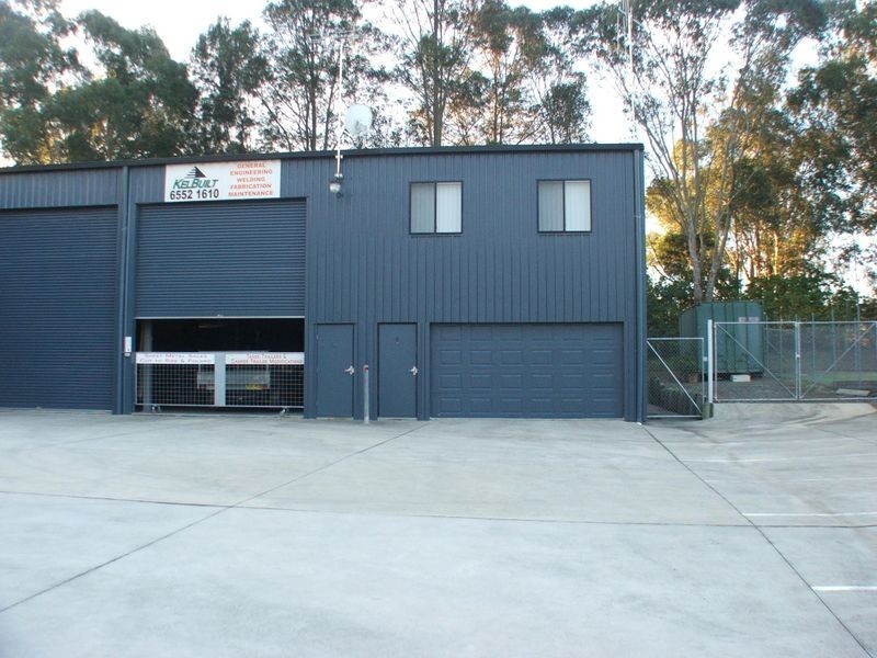 Bay 4/16 Arkwright Crescent, Taree NSW 2430