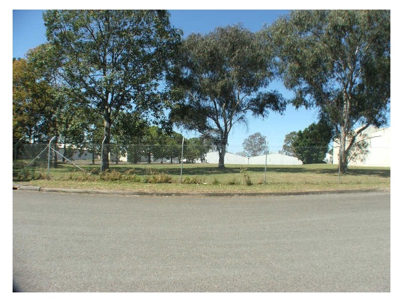 11 Elizabeth Avenue, Taree NSW 2430
