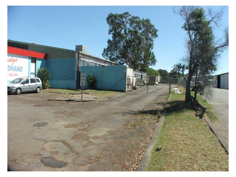 11 Elizabeth Avenue, Taree NSW 2430