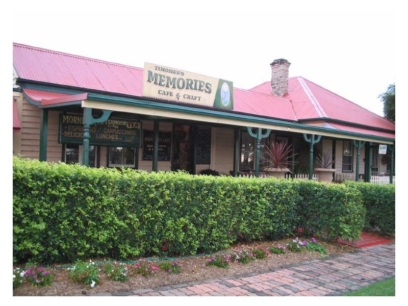 4-6 Manchester St, Tinonee NSW 2430