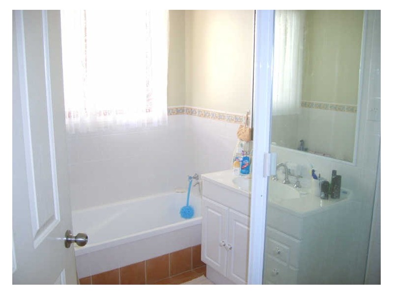 2/176 – 178 High Street & 2 Edinburgh Drive, Taree NSW 2430