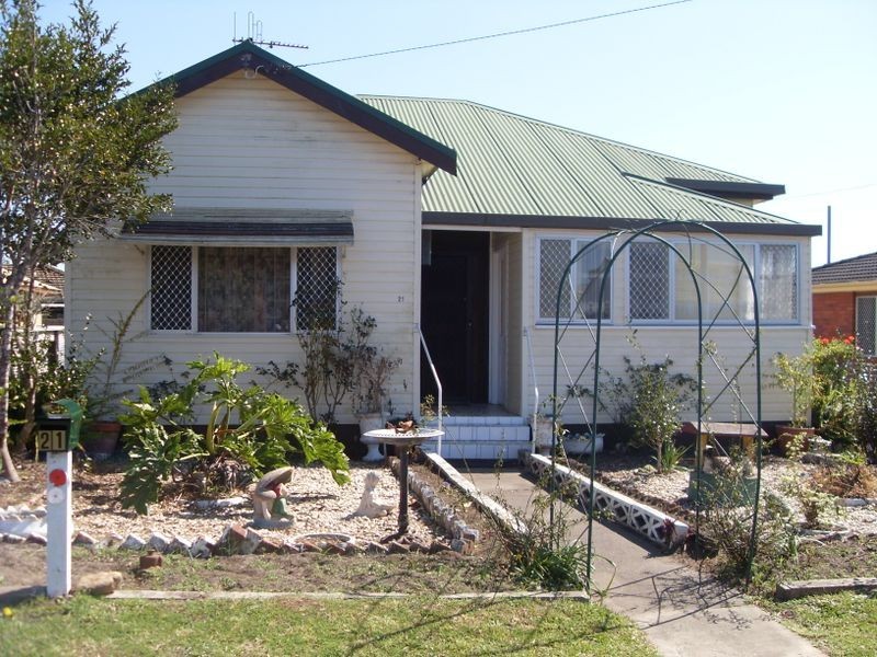 21 Georges Lane, Taree NSW 2430