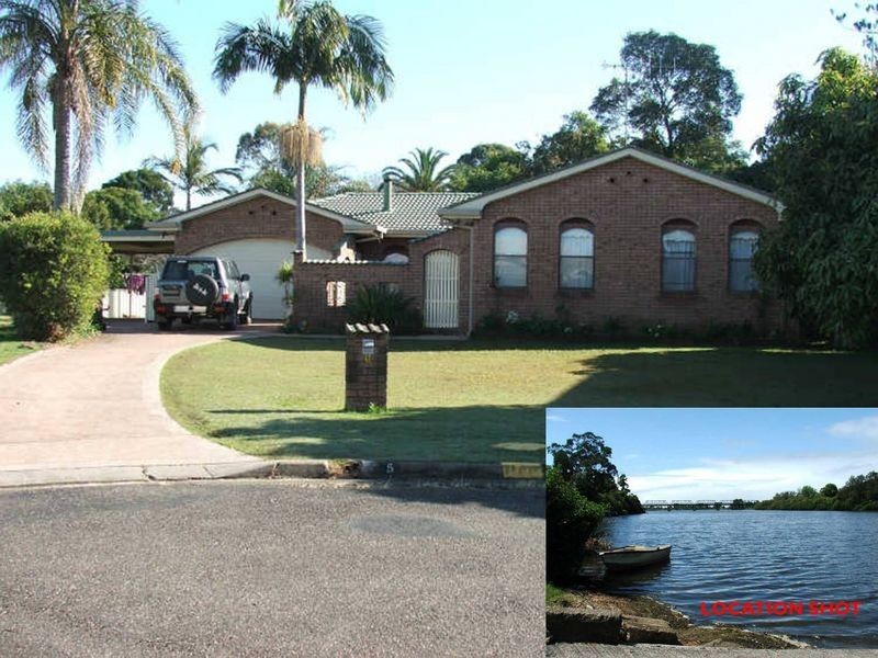 5 Christina Close, Taree NSW 2430