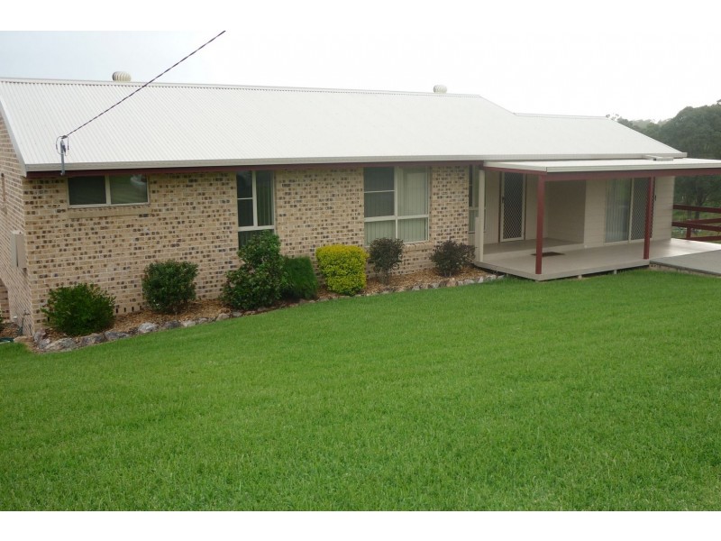 19 Riverview Drive, Wingham NSW 2429