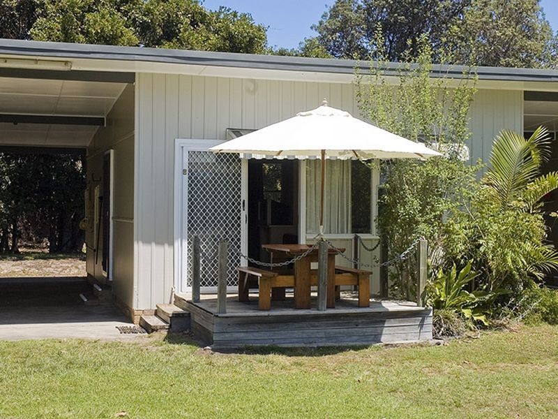 6a Manning St, Manning Point NSW 2430