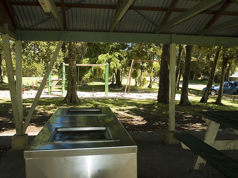 6a Manning St, Manning Point NSW 2430