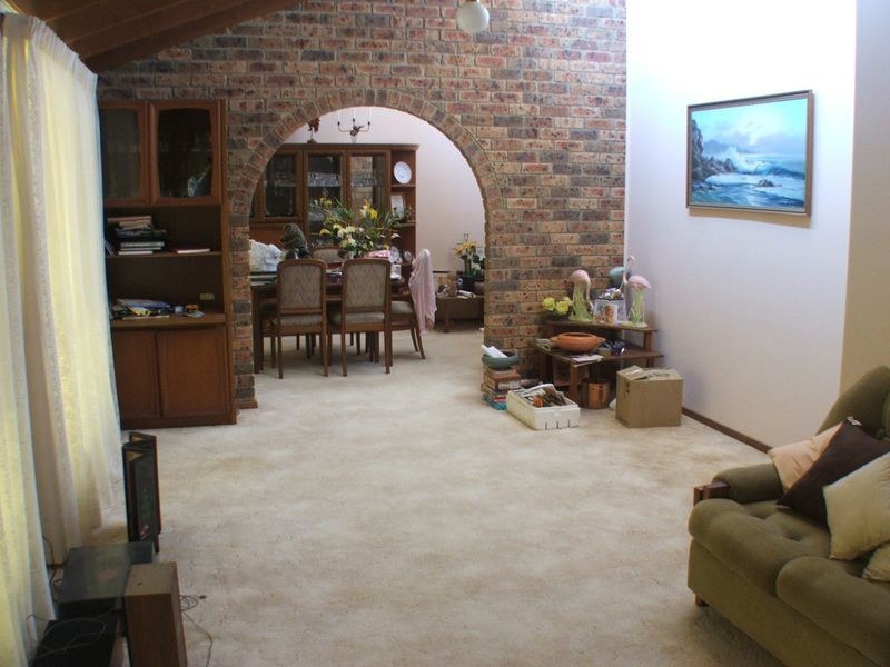38 Kolinda Drive, Old Bar NSW 2430