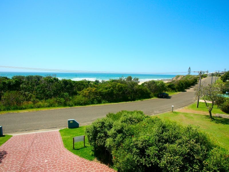 1/37 Marine Drive, Wallabi Point NSW 2430