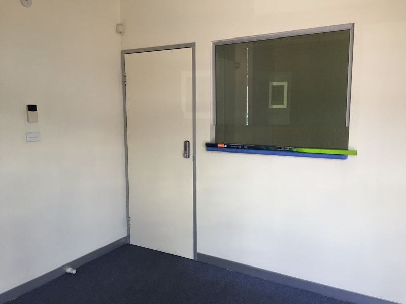 Shop 2/ Macquarie Mall, Taree NSW 2430