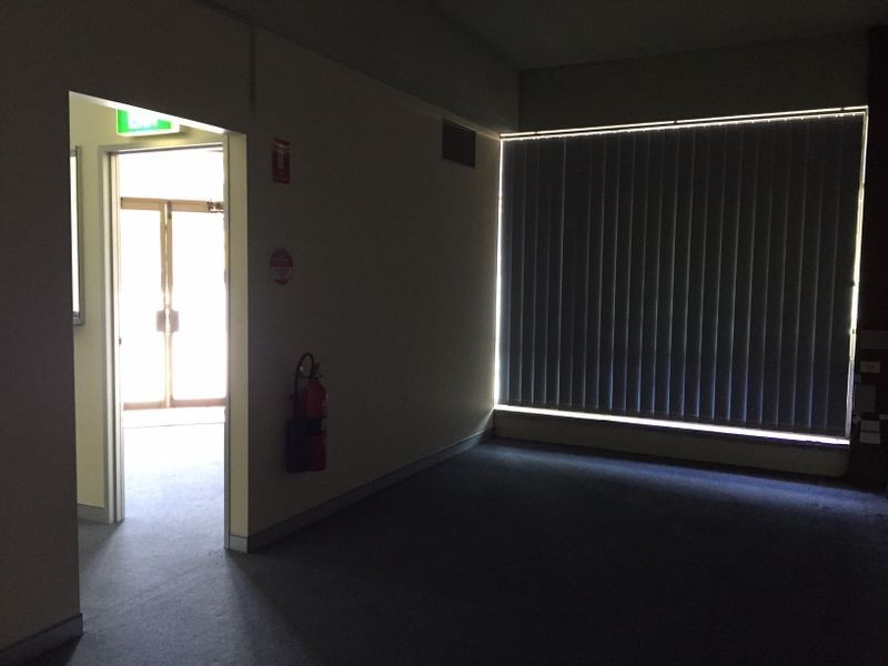 Shop 2/ Macquarie Mall, Taree NSW 2430