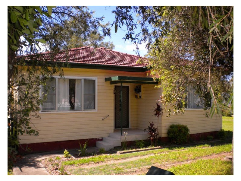 12 Deb Street, Taree NSW 2430