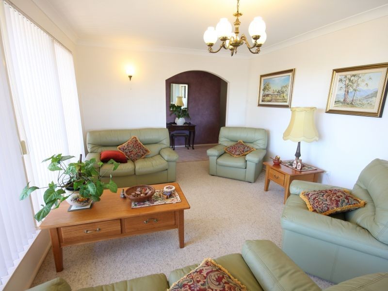 11 Cowan Road, Taree NSW 2430