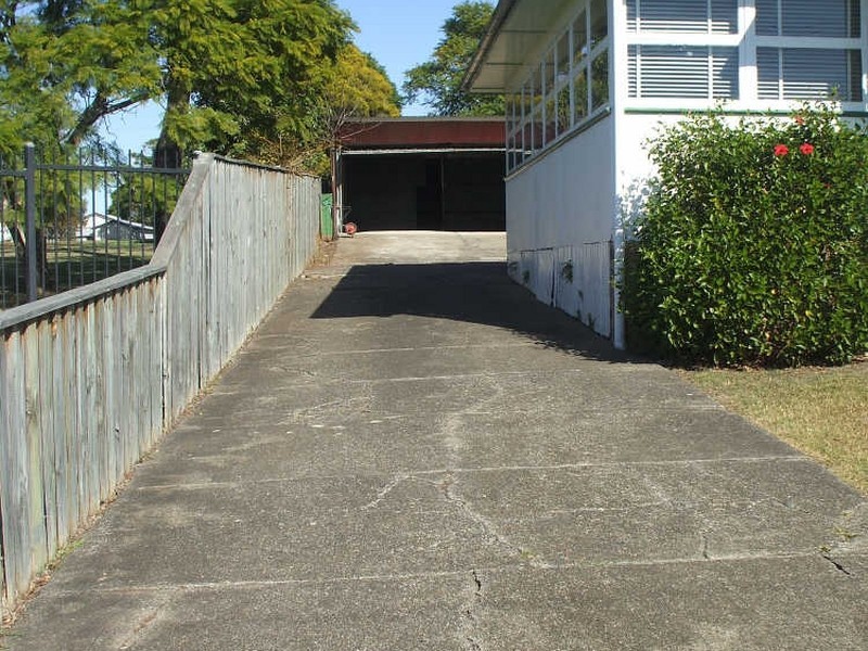 2 Boomerang St, Taree NSW 2430