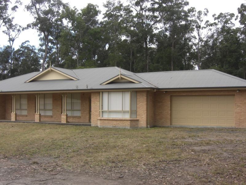 42 Iluka Circuit, Taree NSW 2430