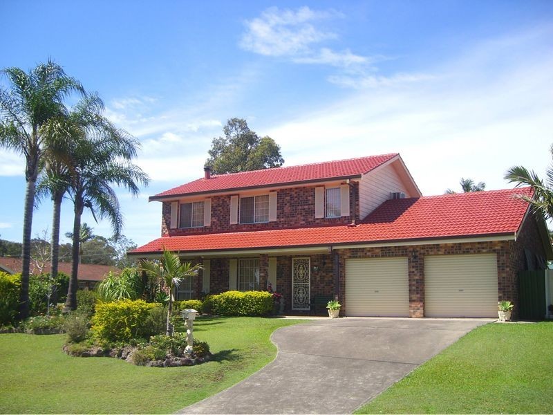 27 Wentworth Street, Taree NSW 2430