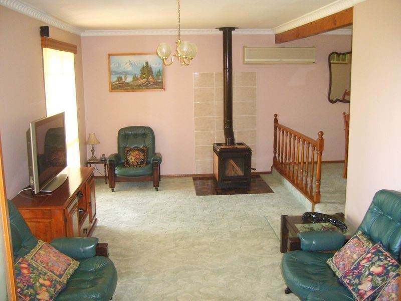 27 Wentworth Street, Taree NSW 2430