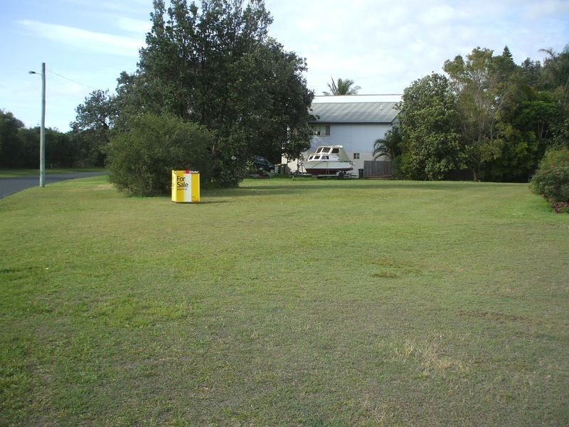 1 Pacific Parade, Old Bar NSW 2430