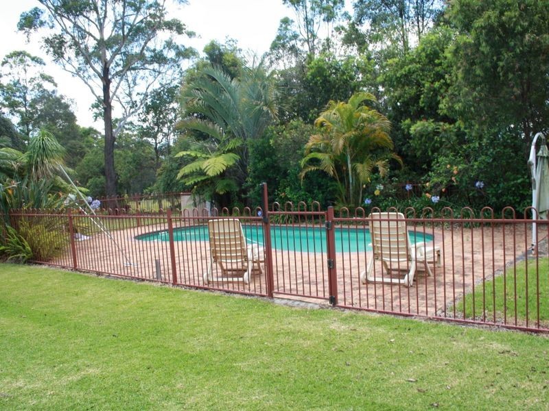1 Meadowview Drive, Cundletown NSW 2430