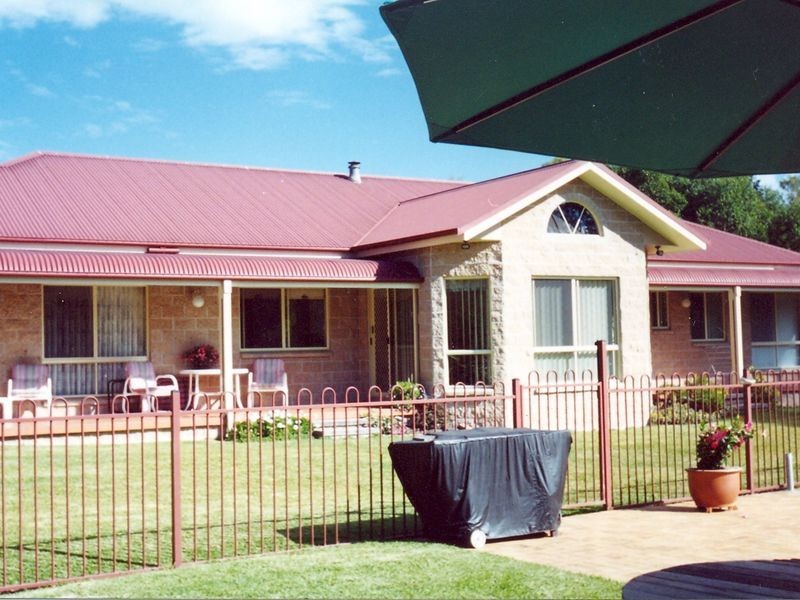 1 Meadowview Drive, Cundletown NSW 2430