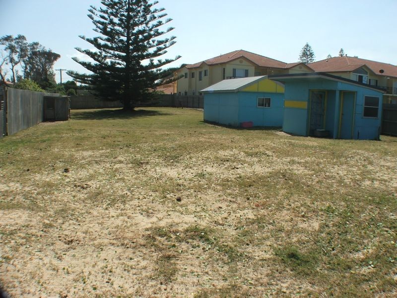 Old Bar NSW 2430