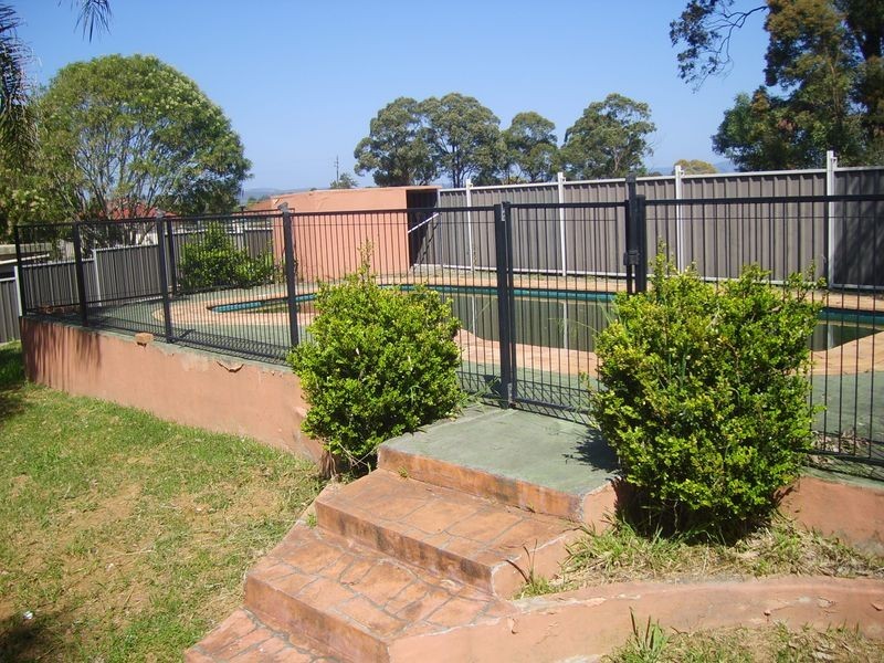 13 Talawong Drive, Taree NSW 2430