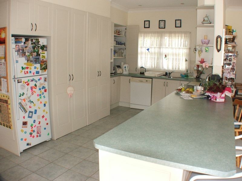33 Alban Street, Taree NSW 2430
